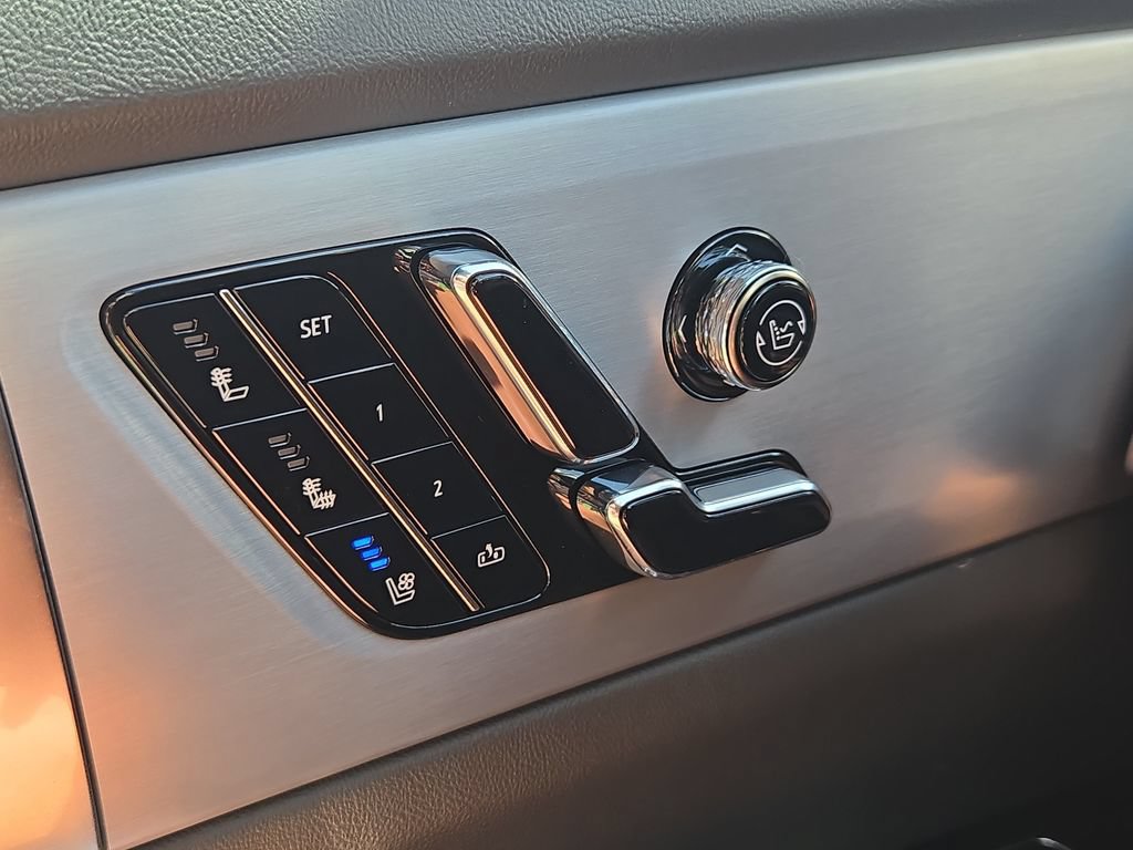 New 2027 Cadillac Vistiq Luxury AWD/4WD image 20