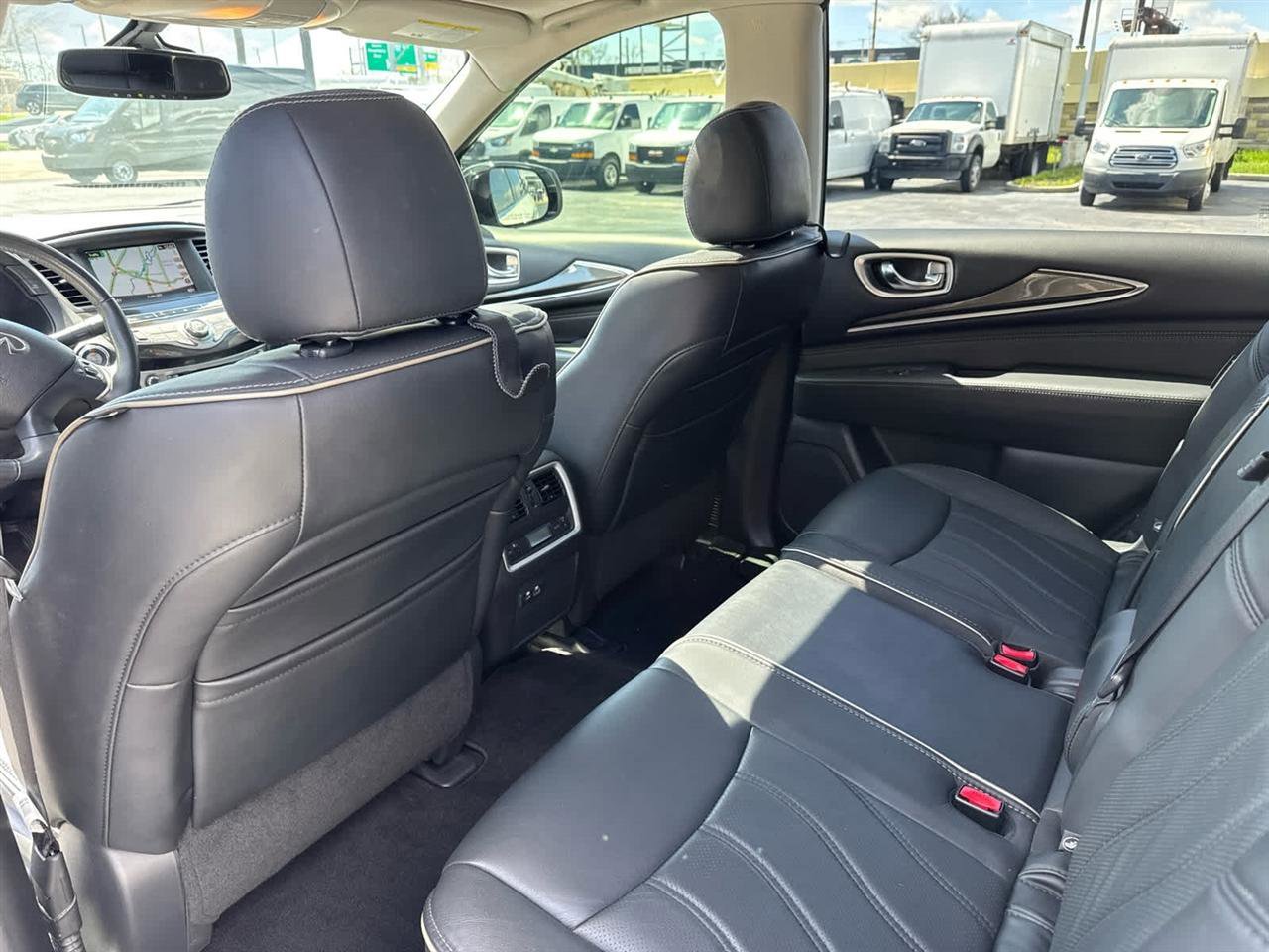 Used 2020 INFINITI QX60 Luxe w/ Essential Package image 12