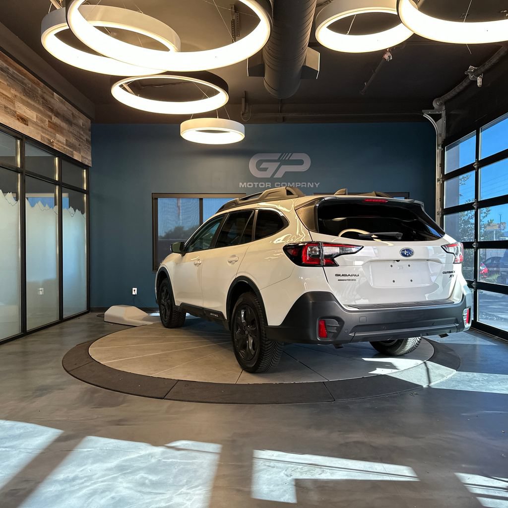 Used 2022 Subaru Outback Onyx Edition XT AWD/4WD image 5