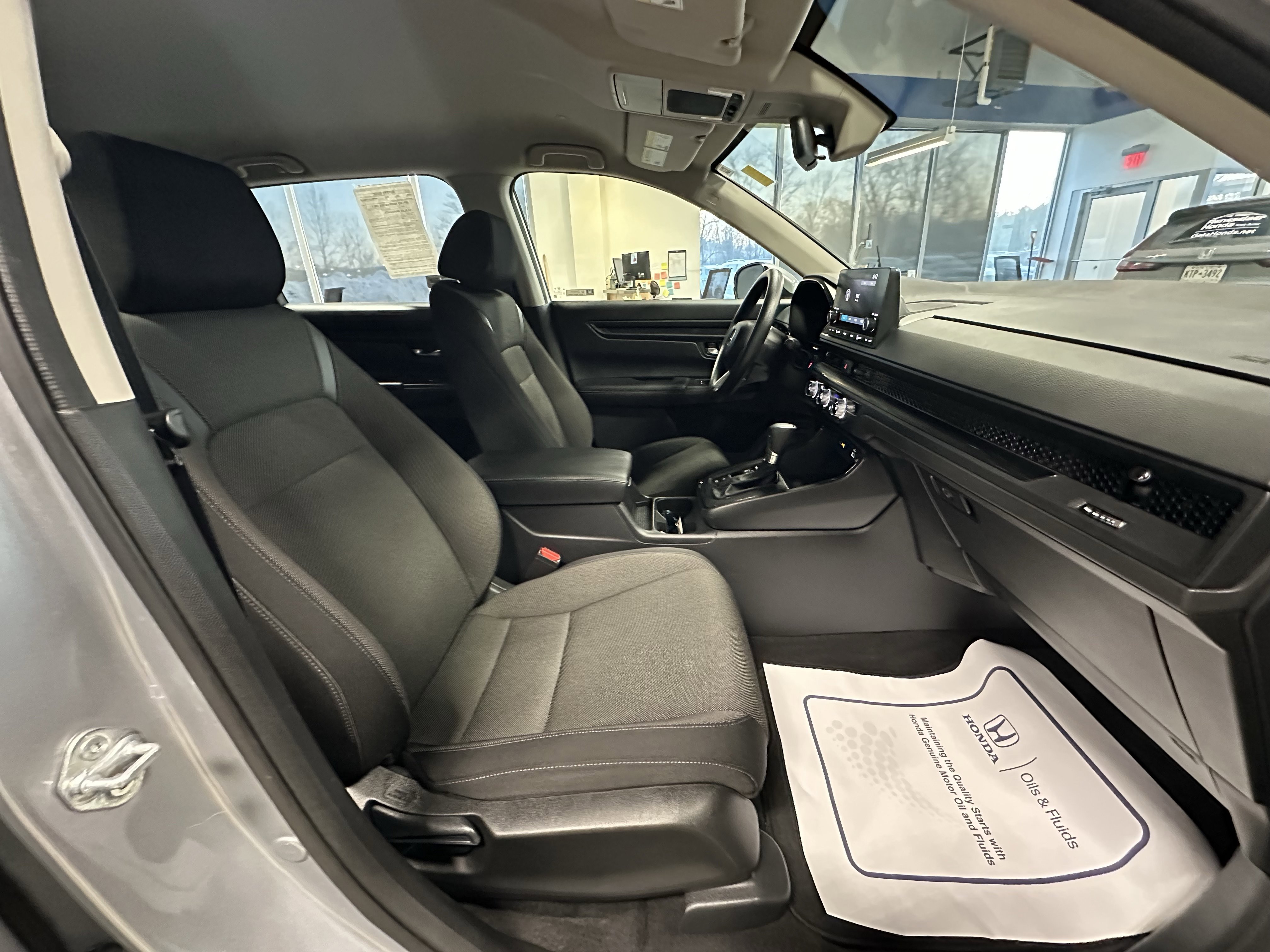 Used 2023 Honda CR-V LX image 18