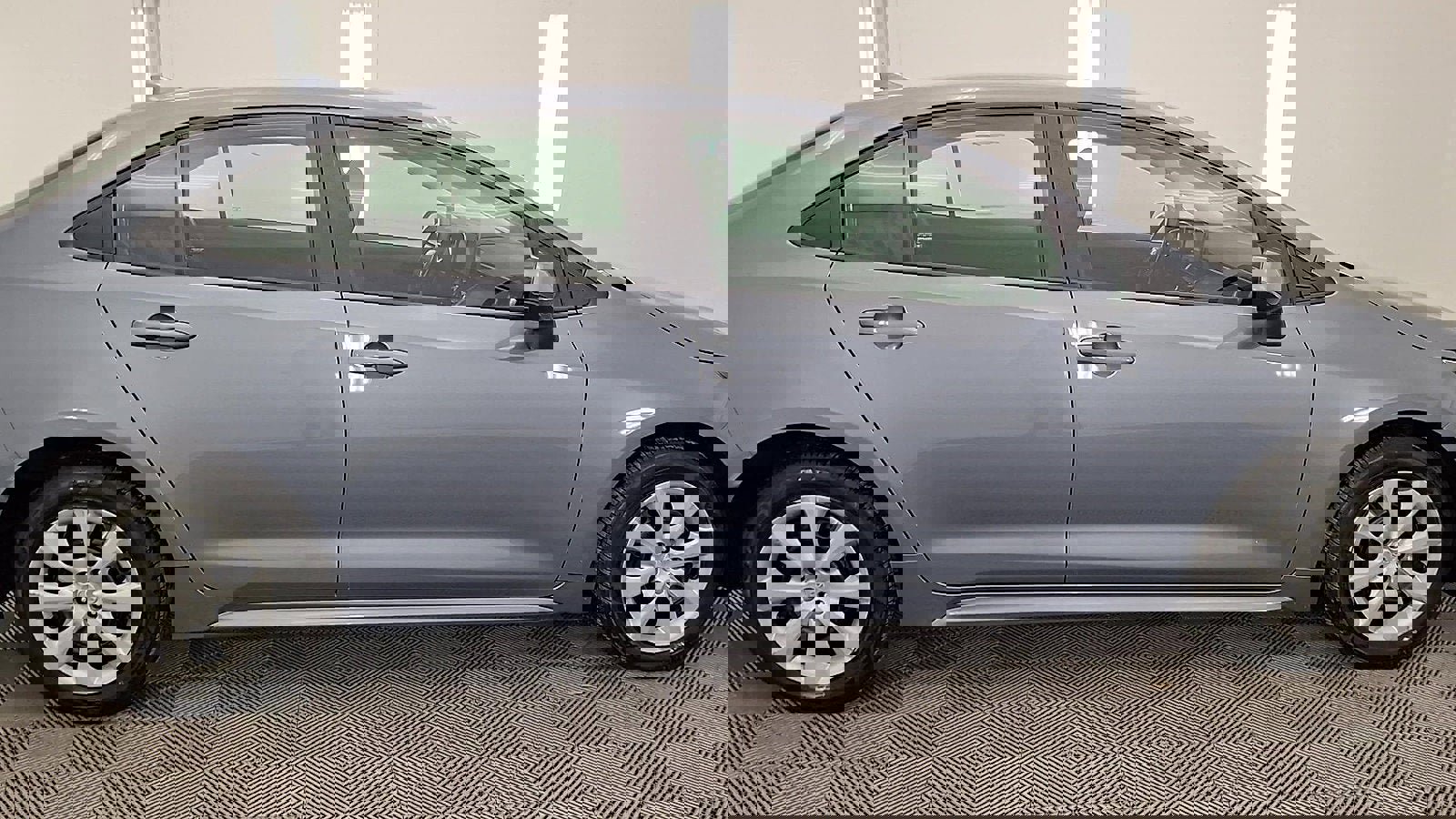 Certified 2024 Toyota Corolla LE image 5