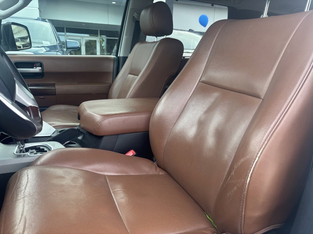 Used 2017 Toyota Sequoia Platinum image 14