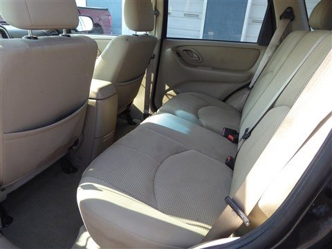 Used 2006 MAZDA Tribute s image 16