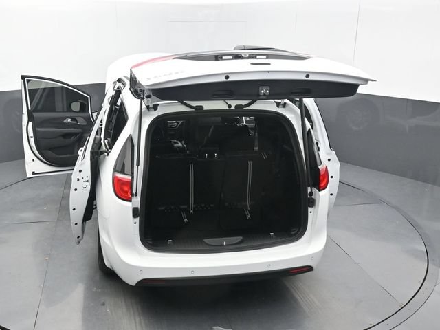 New 2025 Chrysler Voyager LX FWD image 71