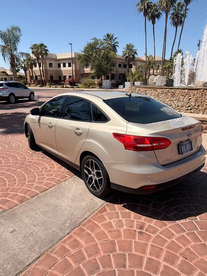 Used 2018 Ford Focus SEL FWD image 3