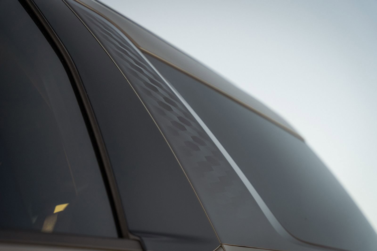 Used 2025 Kia Carnival SX Prestige image 33