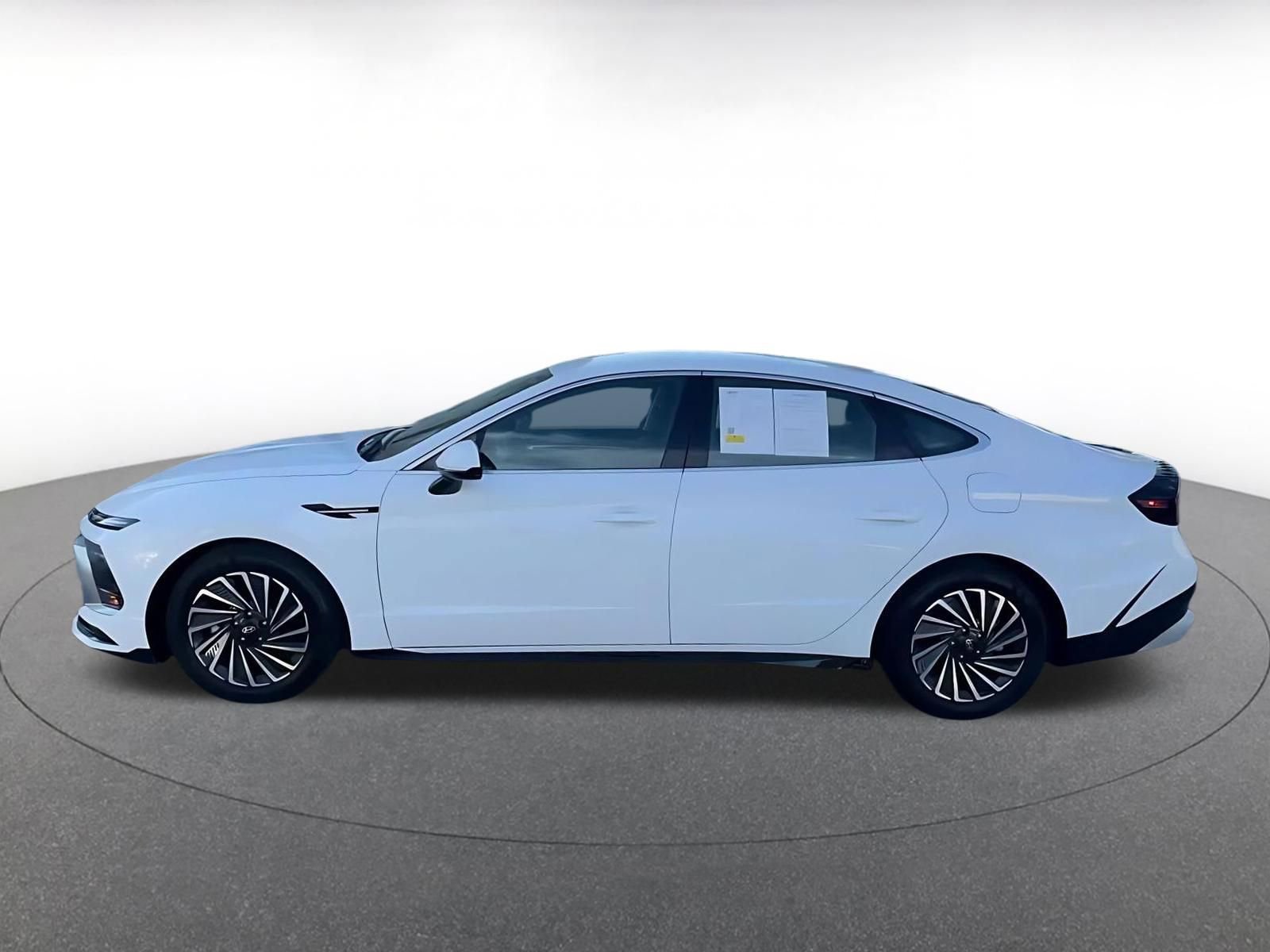 Used 2025 Hyundai Sonata SEL image 9