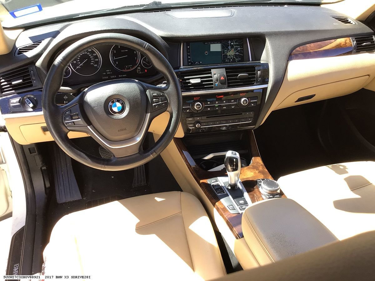 Used 2017 BMW X3 sDrive28i image 10