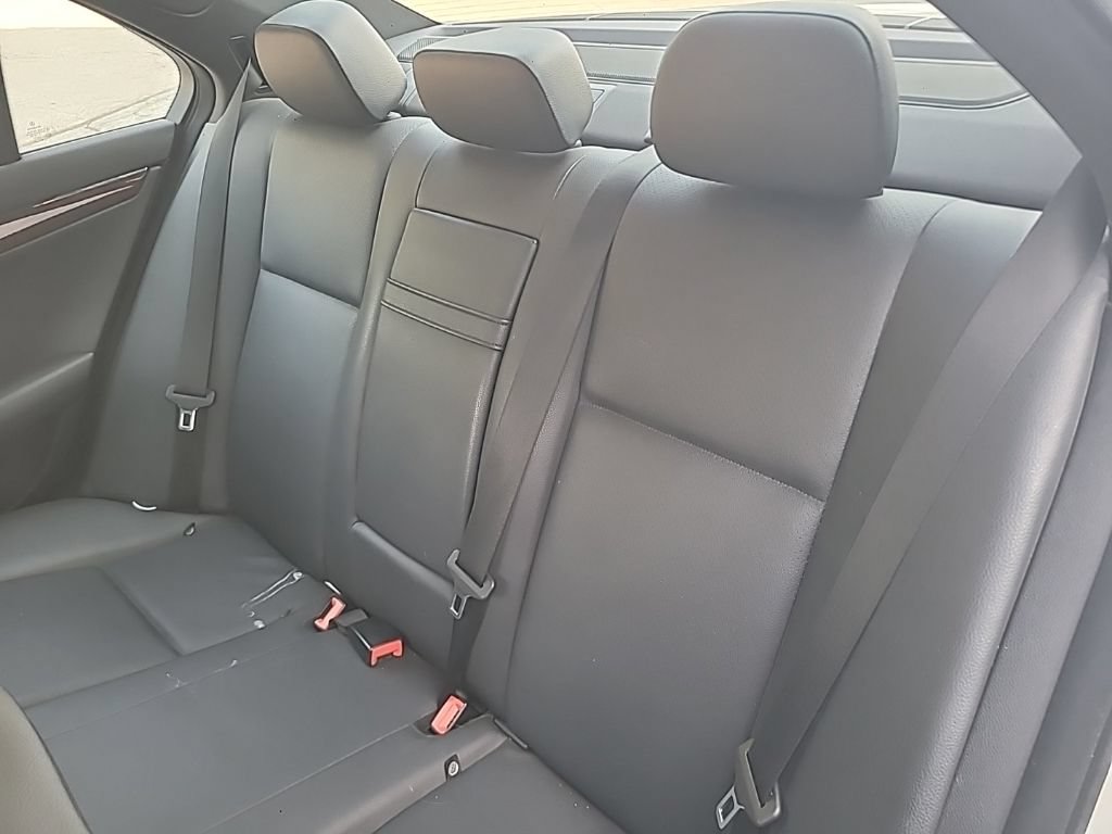 Used 2009 Mercedes-Benz C 300 Sedan image 13