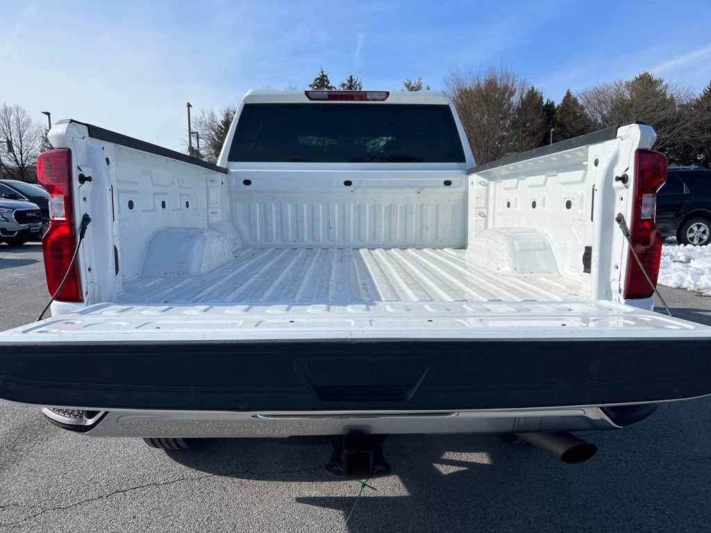 Used 2025 Chevrolet Silverado 2500 LT w/ Convenience Package image 17