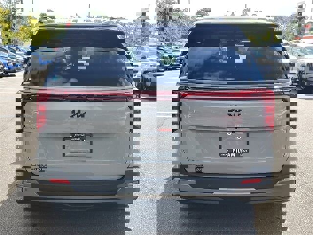 New 2026 Kia Carnival SX image 7