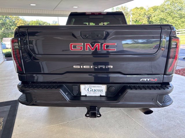 Used 2024 GMC Sierra 3500 AT4 w/ AT4 Premium Plus Package AWD/4WD image 7