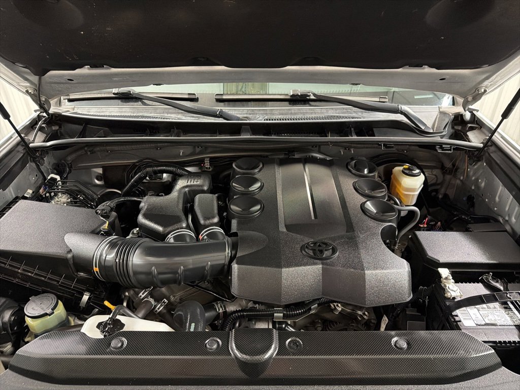 Used 2018 Toyota 4Runner SR5 Premium image 29