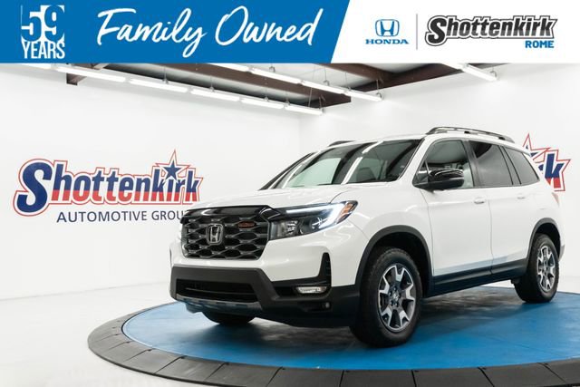 Certified 2023 Honda Passport TrailSport image 1