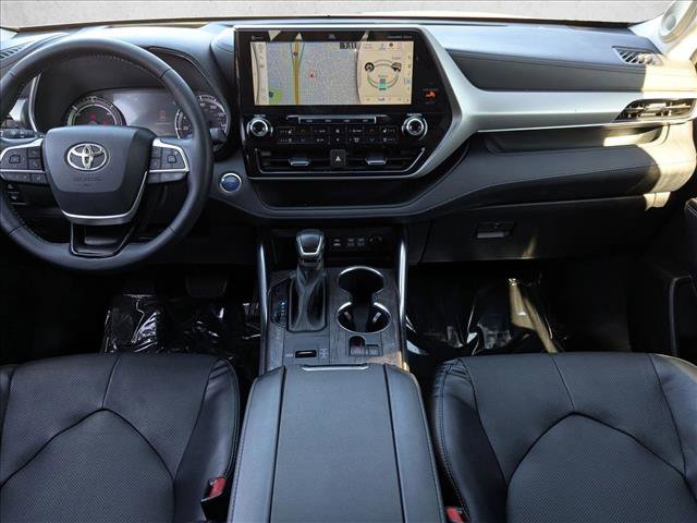 Certified 2022 Toyota Highlander Platinum image 19
