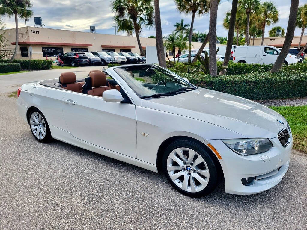 Used 2012 BMW 328i Convertible image 10