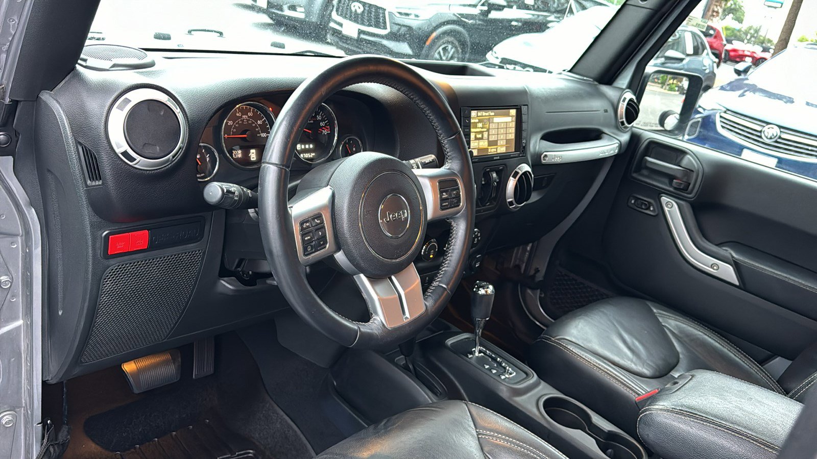 Used 2017 Jeep Wrangler Unlimited Rubicon AWD/4WD image 13