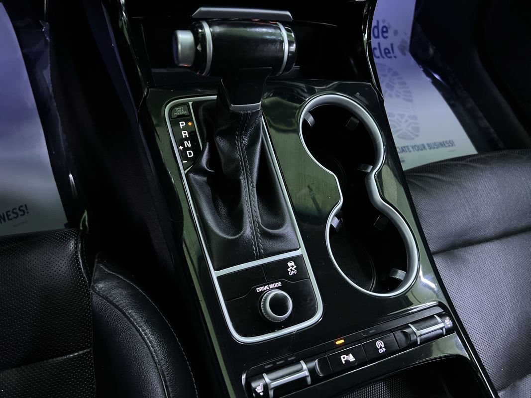 Used 2018 Kia Stinger RWD image 22