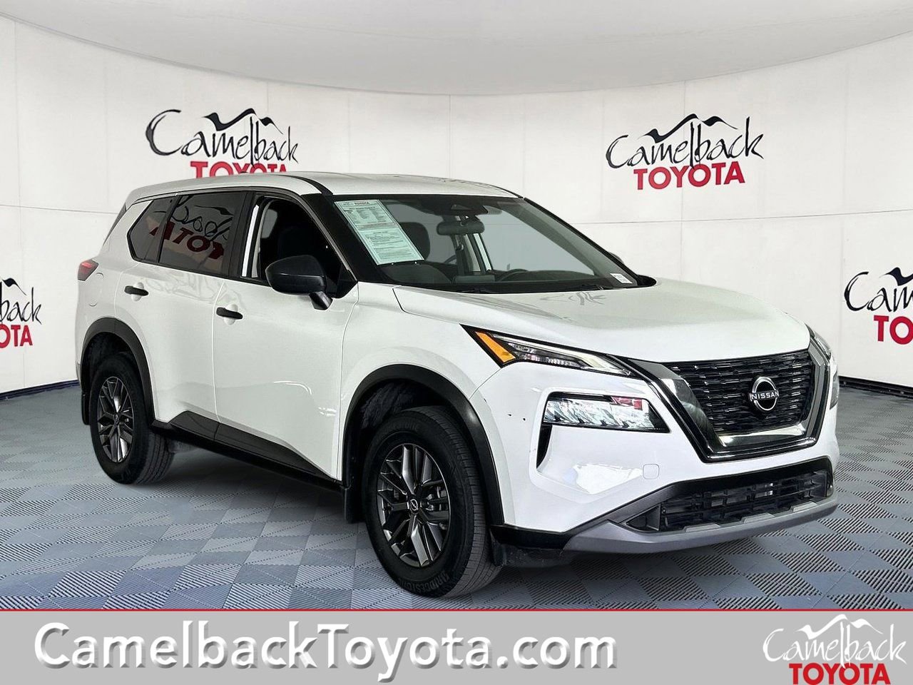 Used 2022 Nissan Rogue S FWD video 1