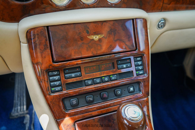 Used 2003 Bentley Arnage R image 38