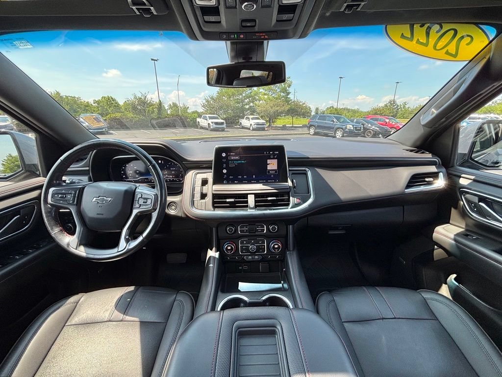 Used 2022 Chevrolet Tahoe RST w/ Luxury Package AWD/4WD image 30