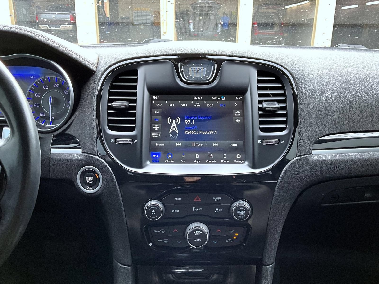 Certified 2022 Chrysler 300 S w/ Comfort Group RWD image 14