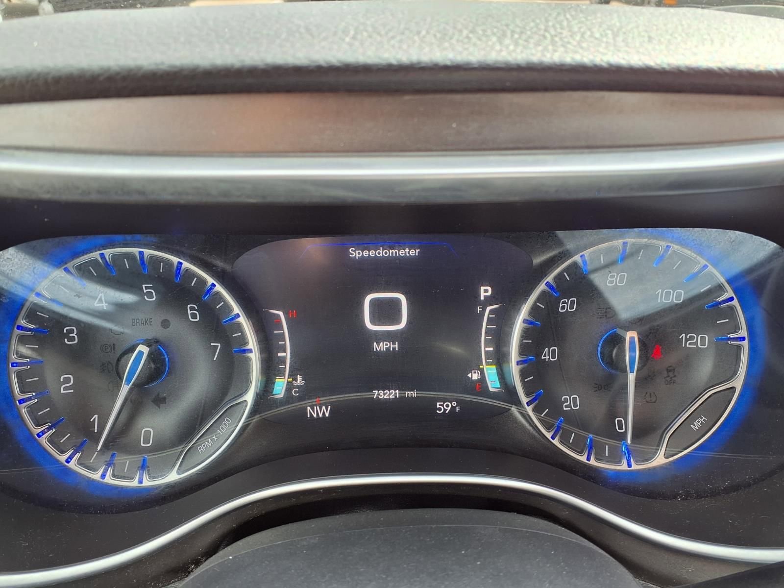 Used 2019 Chrysler Pacifica Limited FWD image 18