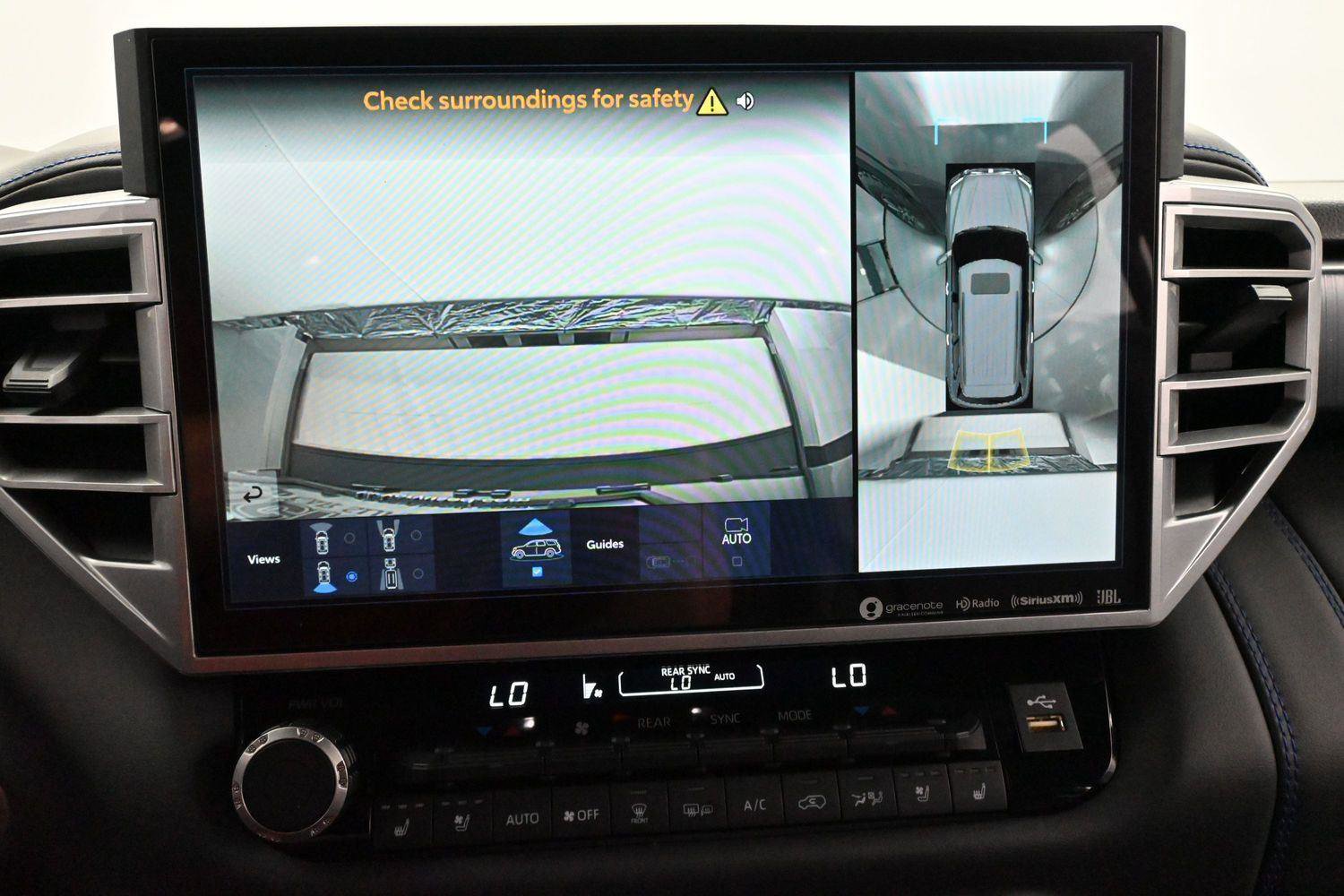 Used 2023 Toyota Sequoia Platinum AWD/4WD image 26