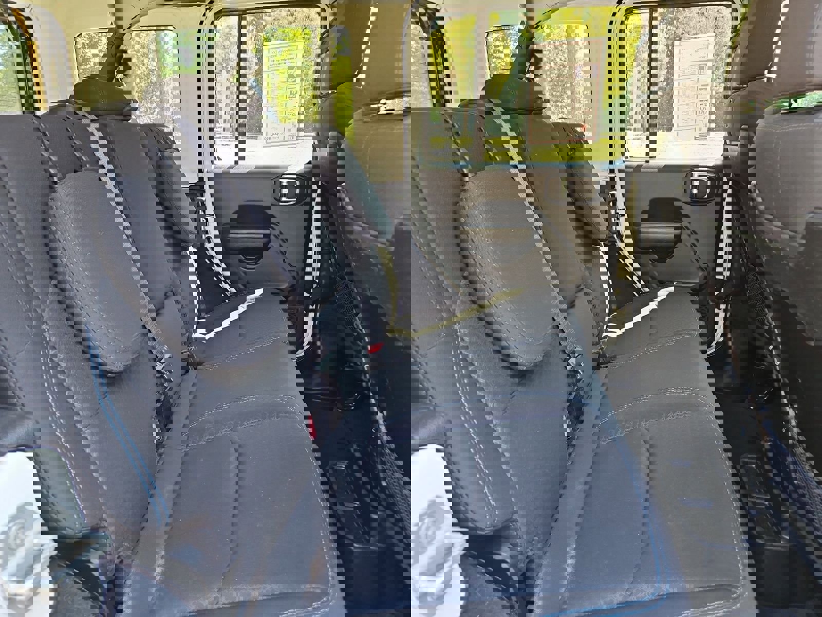 Used 2024 Jeep Wrangler Unlimited Rubicon 4xe image 17