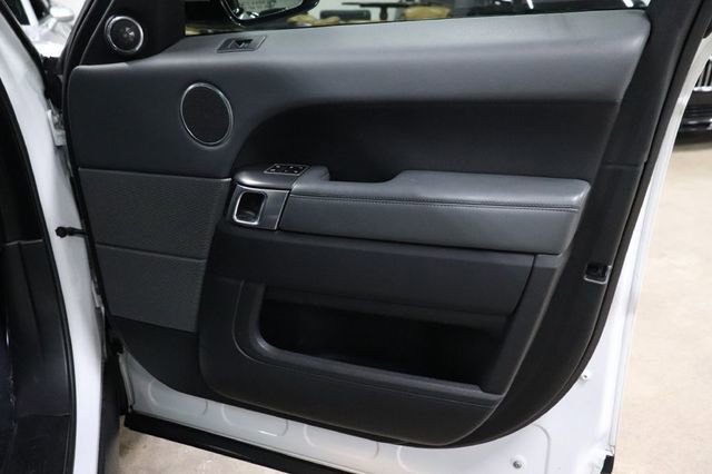 Used 2015 Land Rover Range Rover Sport HSE image 22
