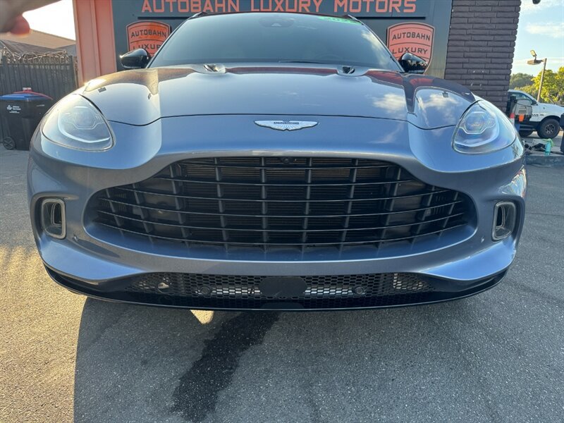 Used 2022 Aston Martin DBX AWD/4WD image 2