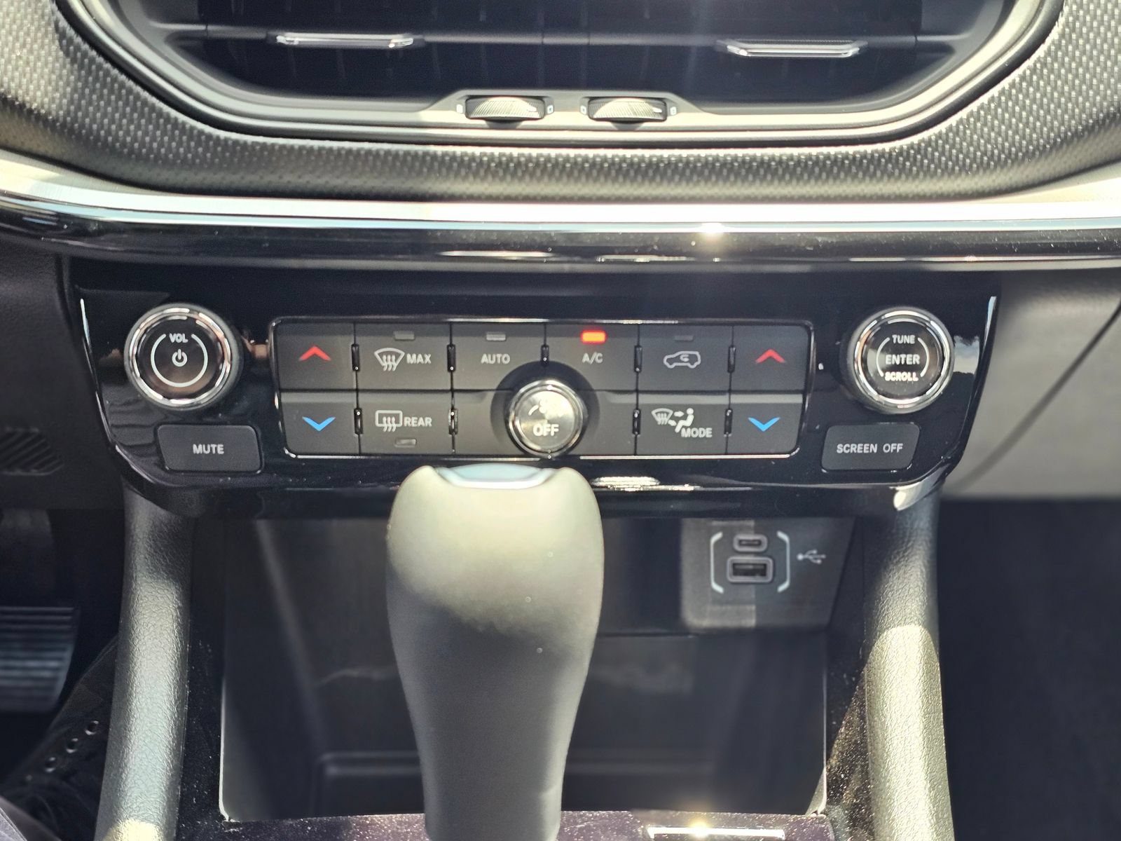 New 2026 Jeep Compass Trailhawk AWD/4WD image 14