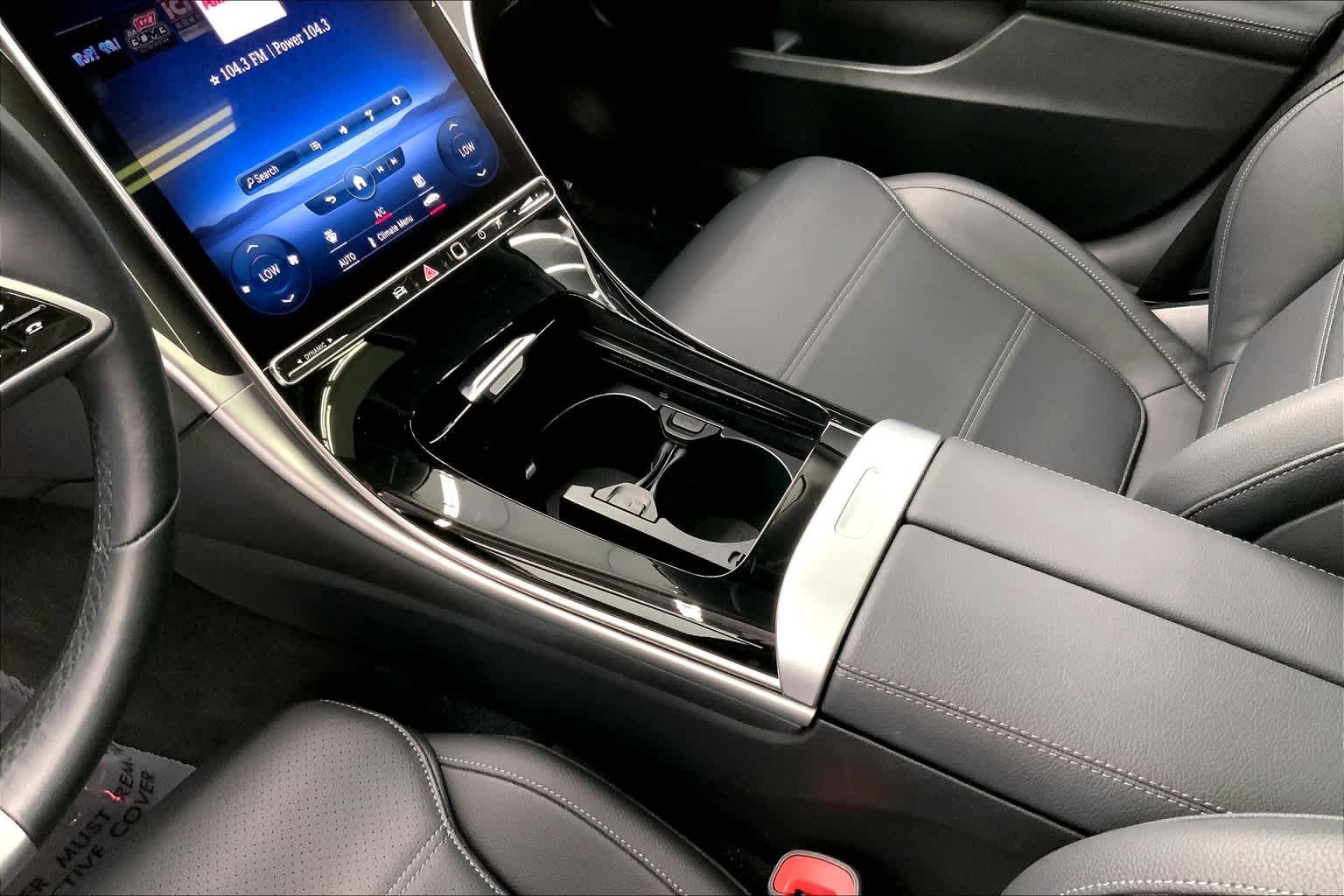 Certified 2023 Mercedes-Benz C 300 Sedan image 17