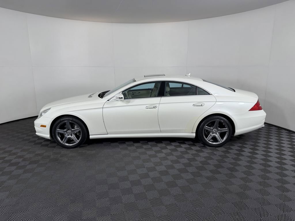 Used 2011 Mercedes-Benz CLS 550 image 8