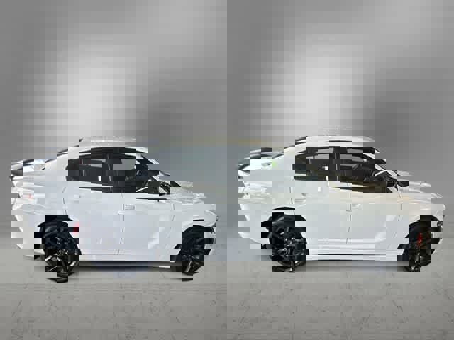 Used 2020 Dodge Charger SXT w/ Blacktop Package image 9