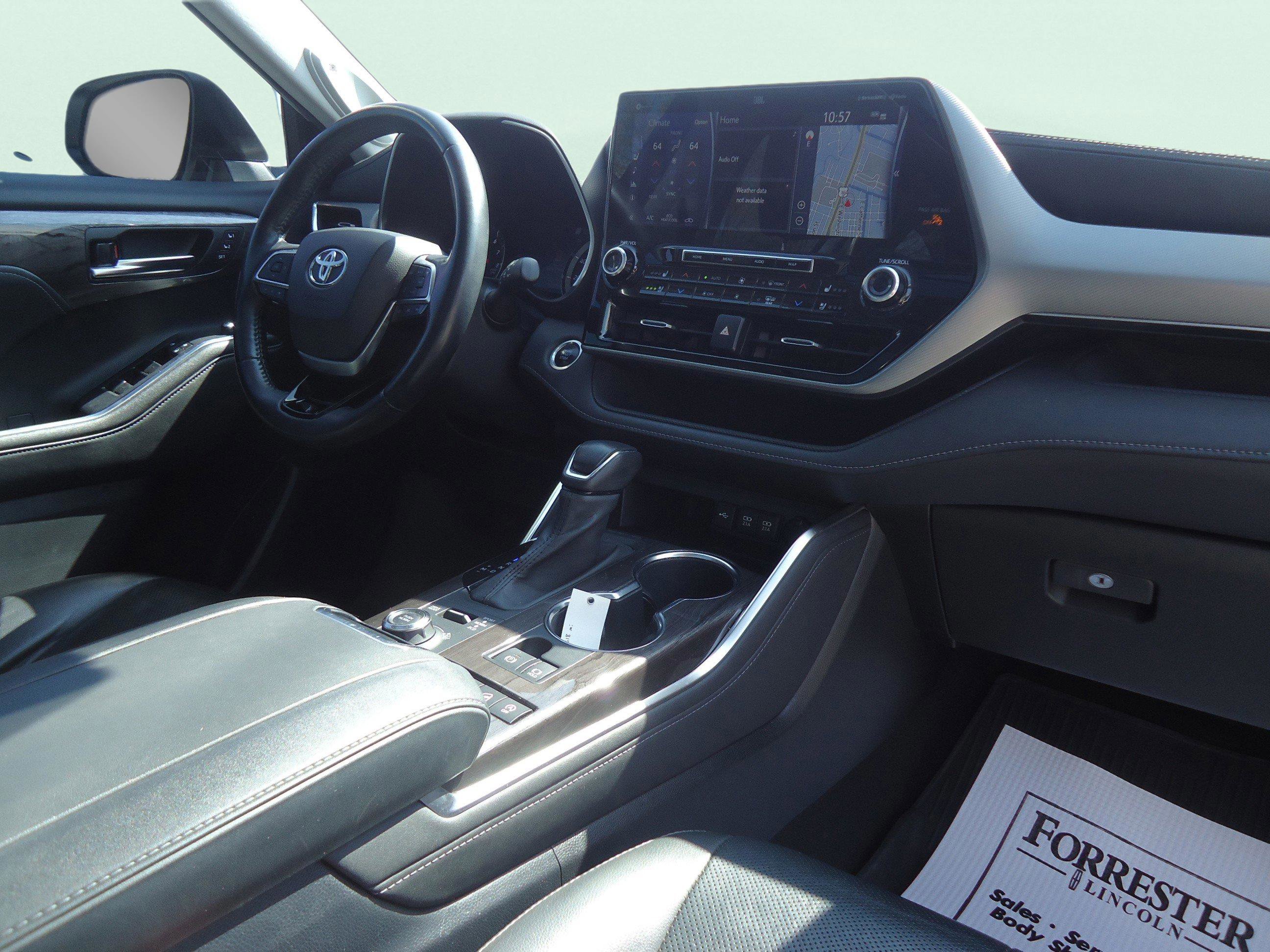 Used 2020 Toyota Highlander Platinum AWD/4WD image 30