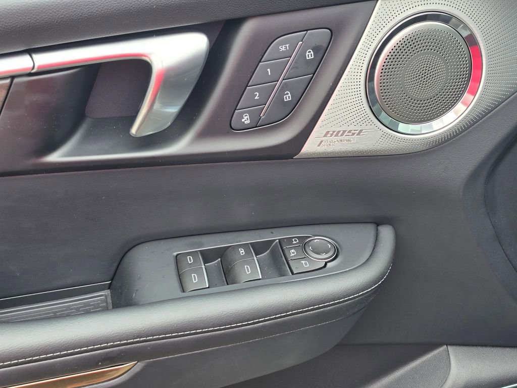 Used 2026 Buick Enclave Avenir w/ Super Cruise Package AWD/4WD image 25