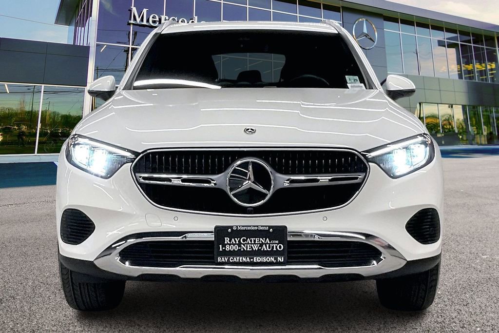 Certified 2024 Mercedes-Benz GLC 300 4MATIC image 3