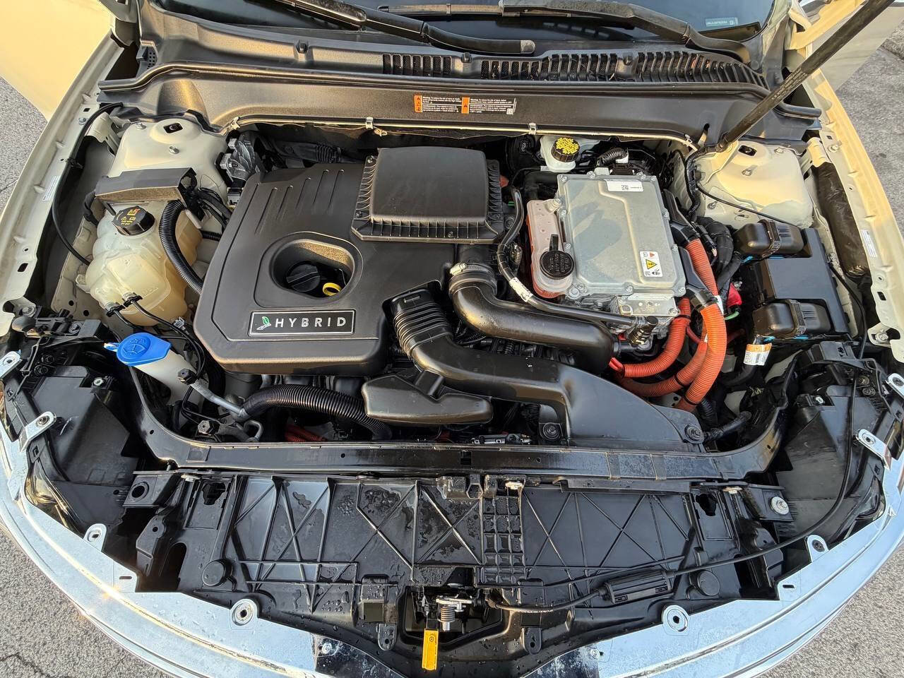 Used 2015 Lincoln MKZ Hybrid w/ Equipment Group 202A Reserve FWD image 28