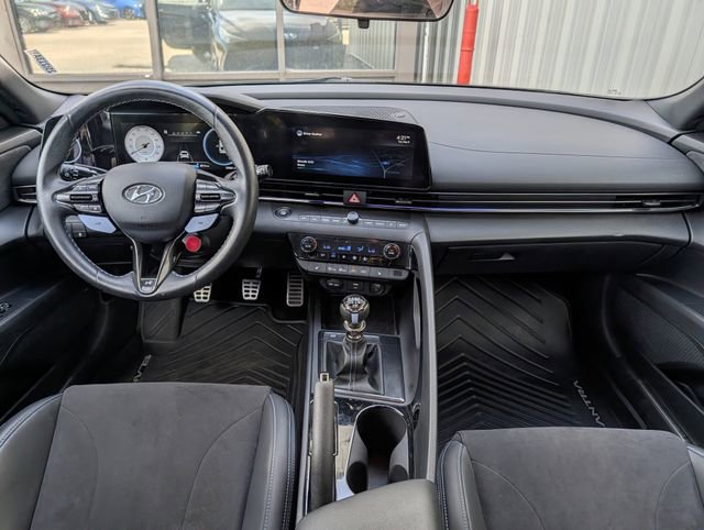Used 2022 Hyundai Elantra N FWD image 14