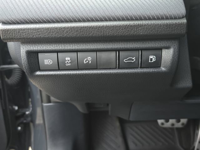 Used 2025 Toyota Camry SE w/ Convenience Package image 25