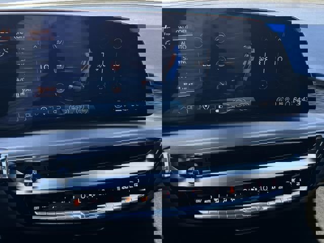 New 2026 Cadillac Lyriq Sport image 15