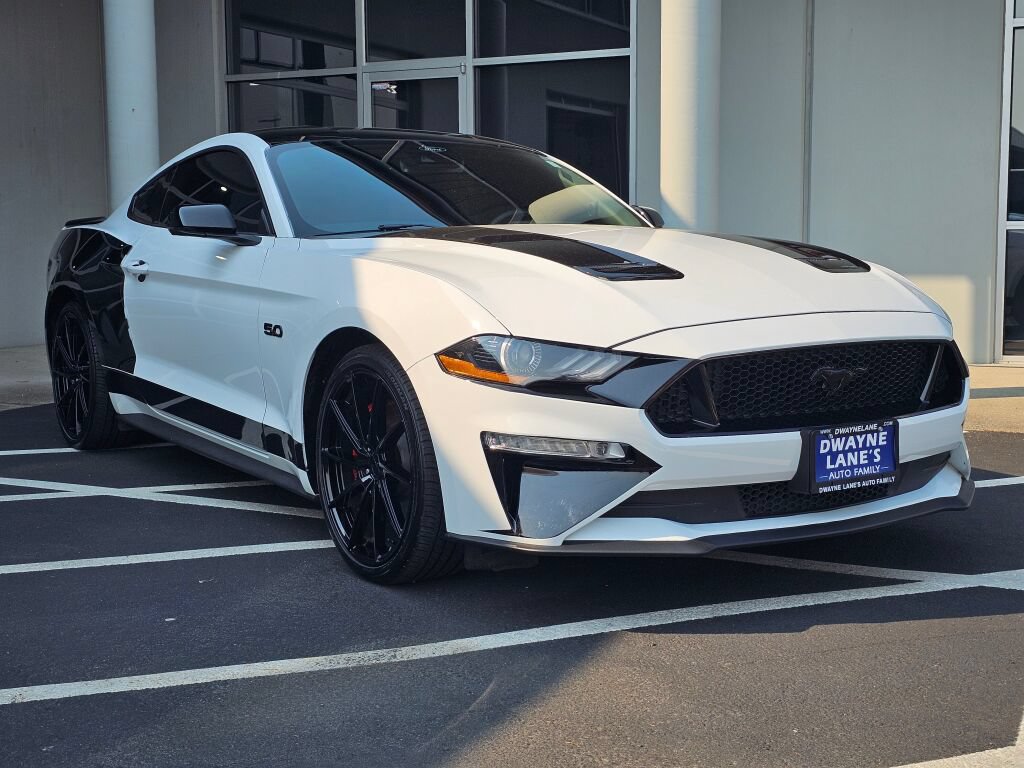 Used 2022 Ford Mustang GT Premium w/ Equipment Group 401A RWD image 7
