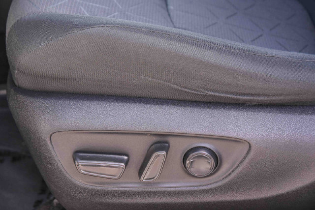 Used 2023 Toyota RAV4 XLE FWD image 22