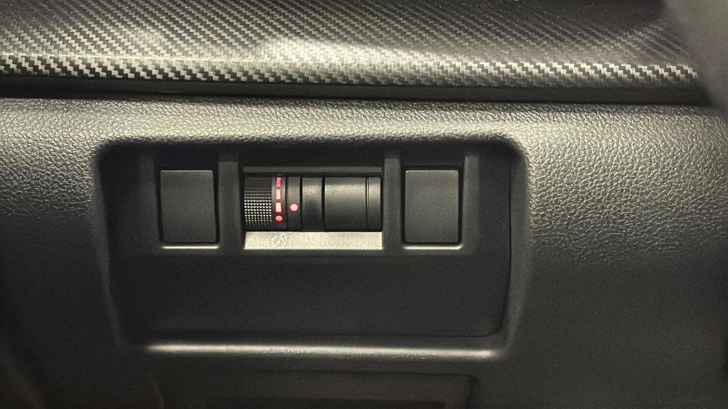 Used 2024 Subaru Crosstrek 2.0i Premium image 30