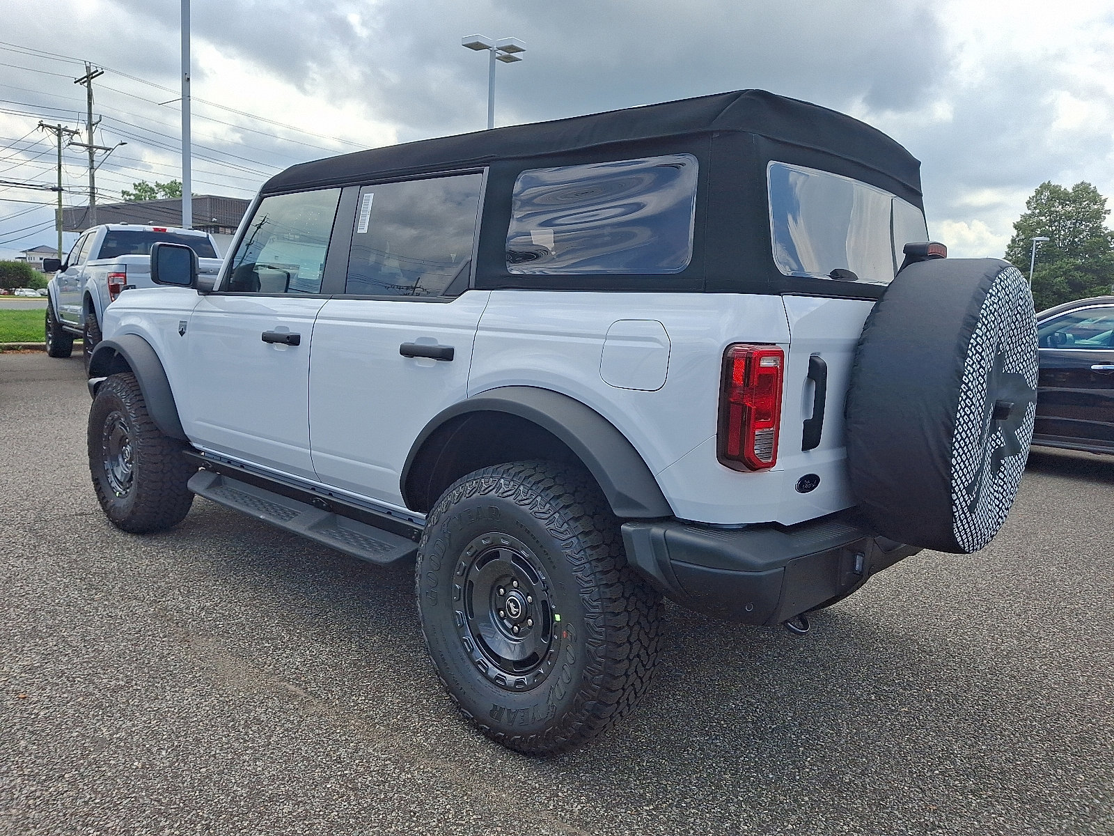 New 2025 Ford Bronco Big Bend w/ Black Diamond Package image 5