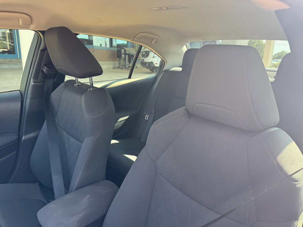 Used 2022 Toyota Corolla LE FWD image 9