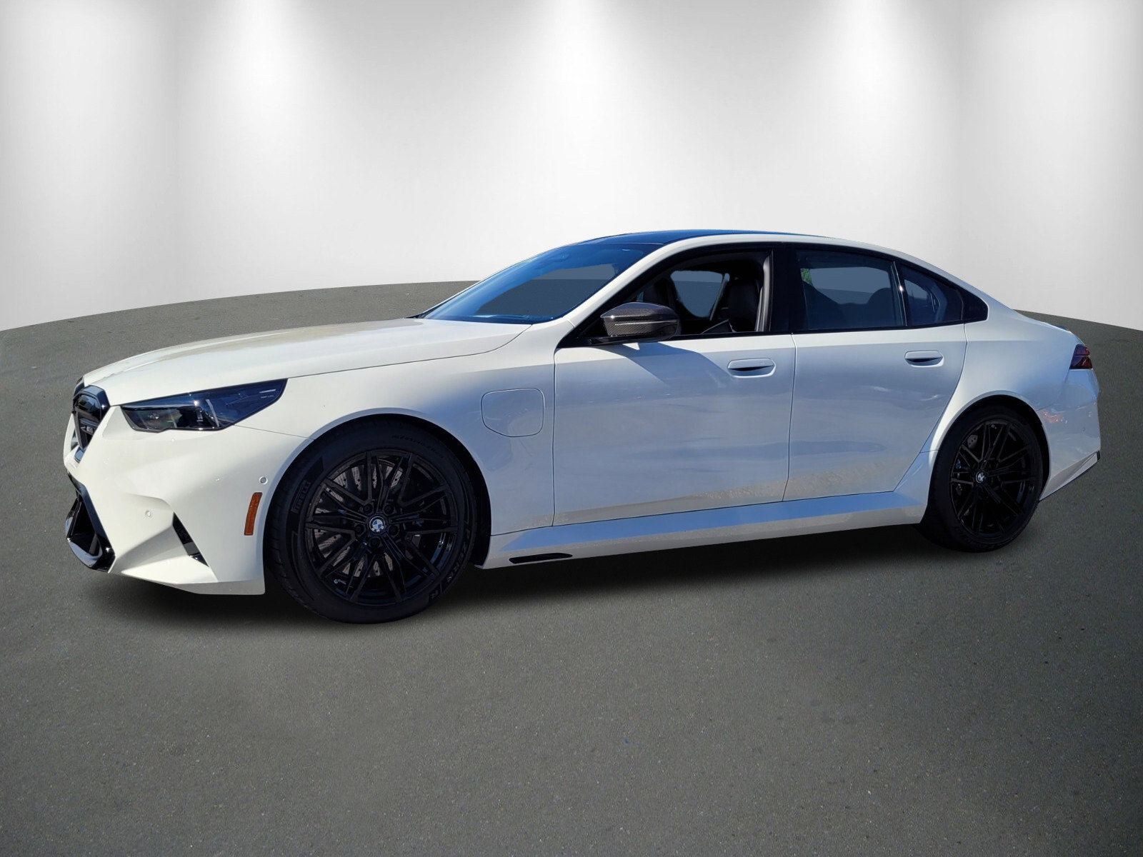 New 2026 BMW M5 w/ M Driver's Package image 3