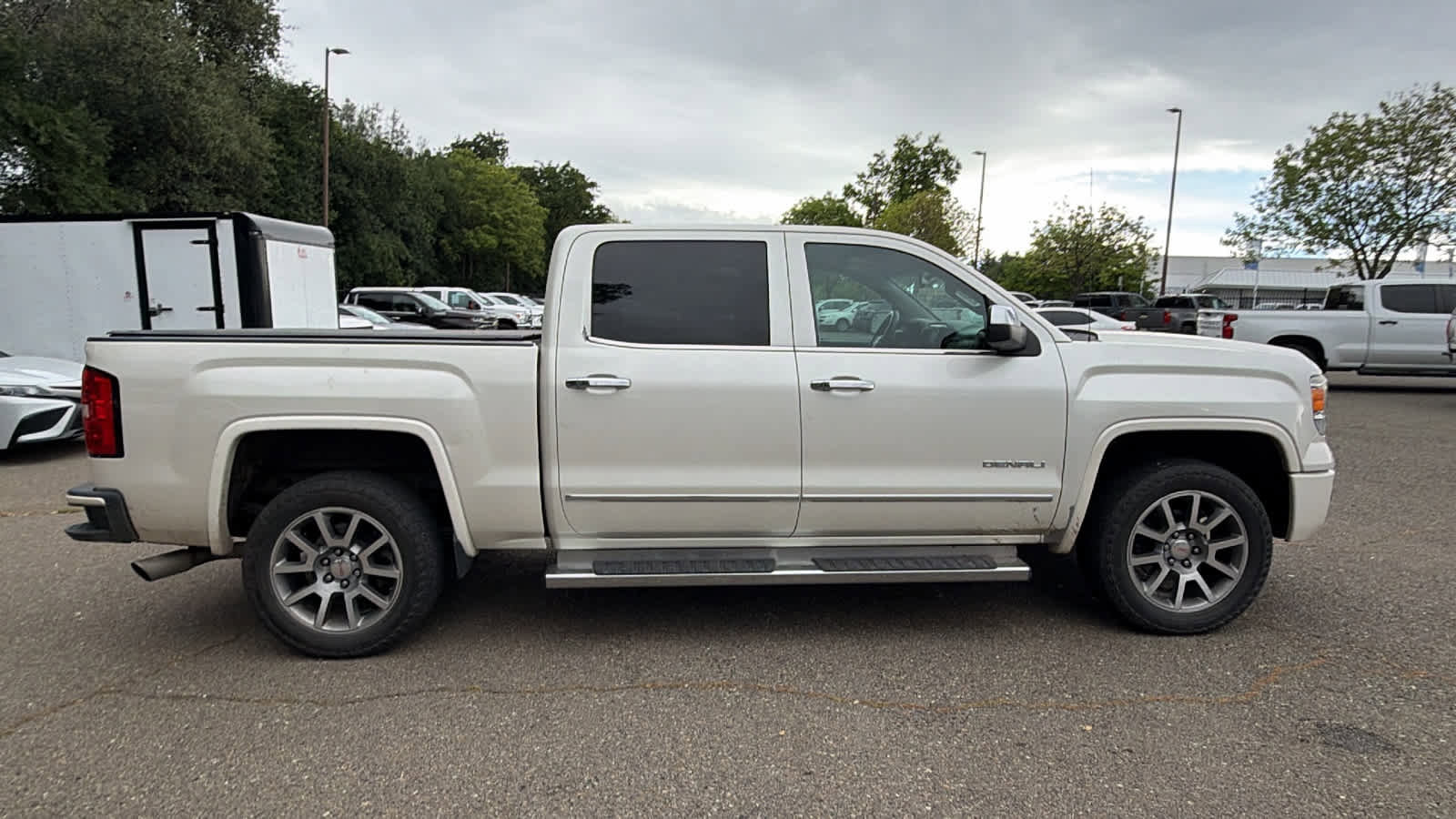 Used 2015 GMC Sierra 1500 Denali image 4