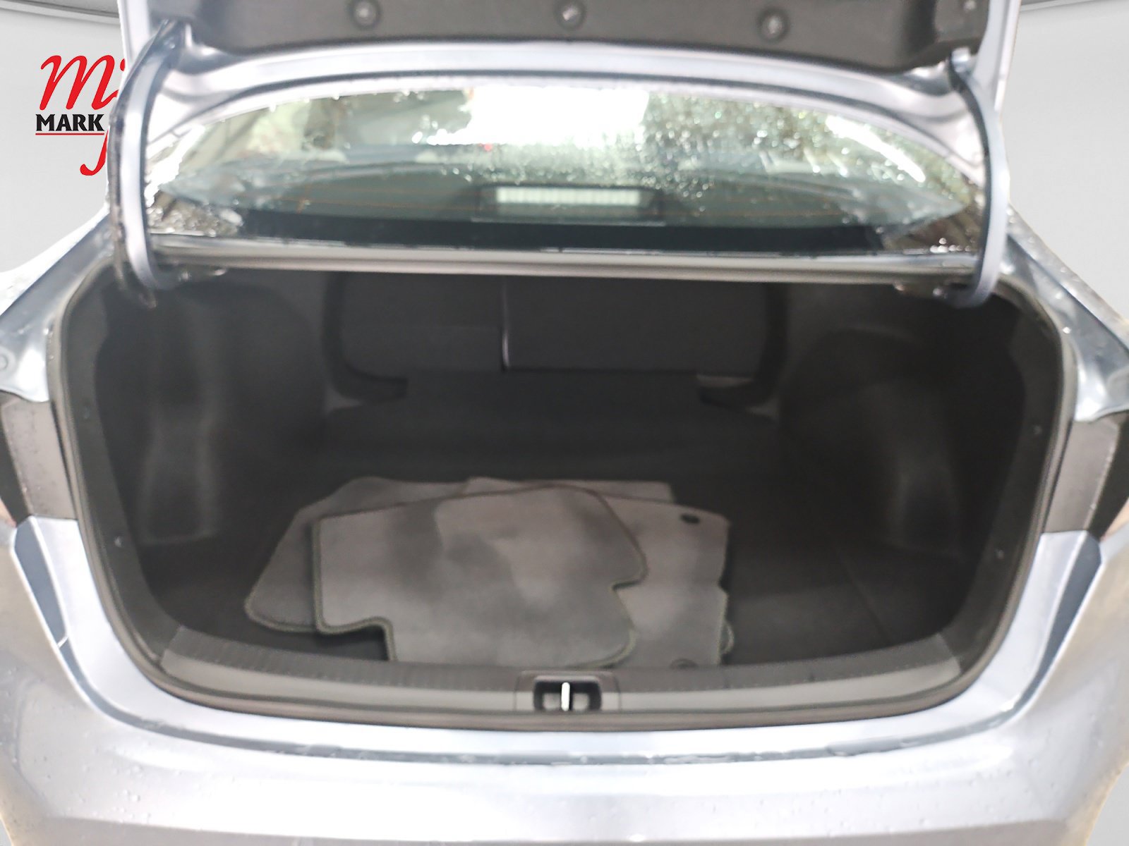 Used 2025 Toyota Corolla LE FWD image 19